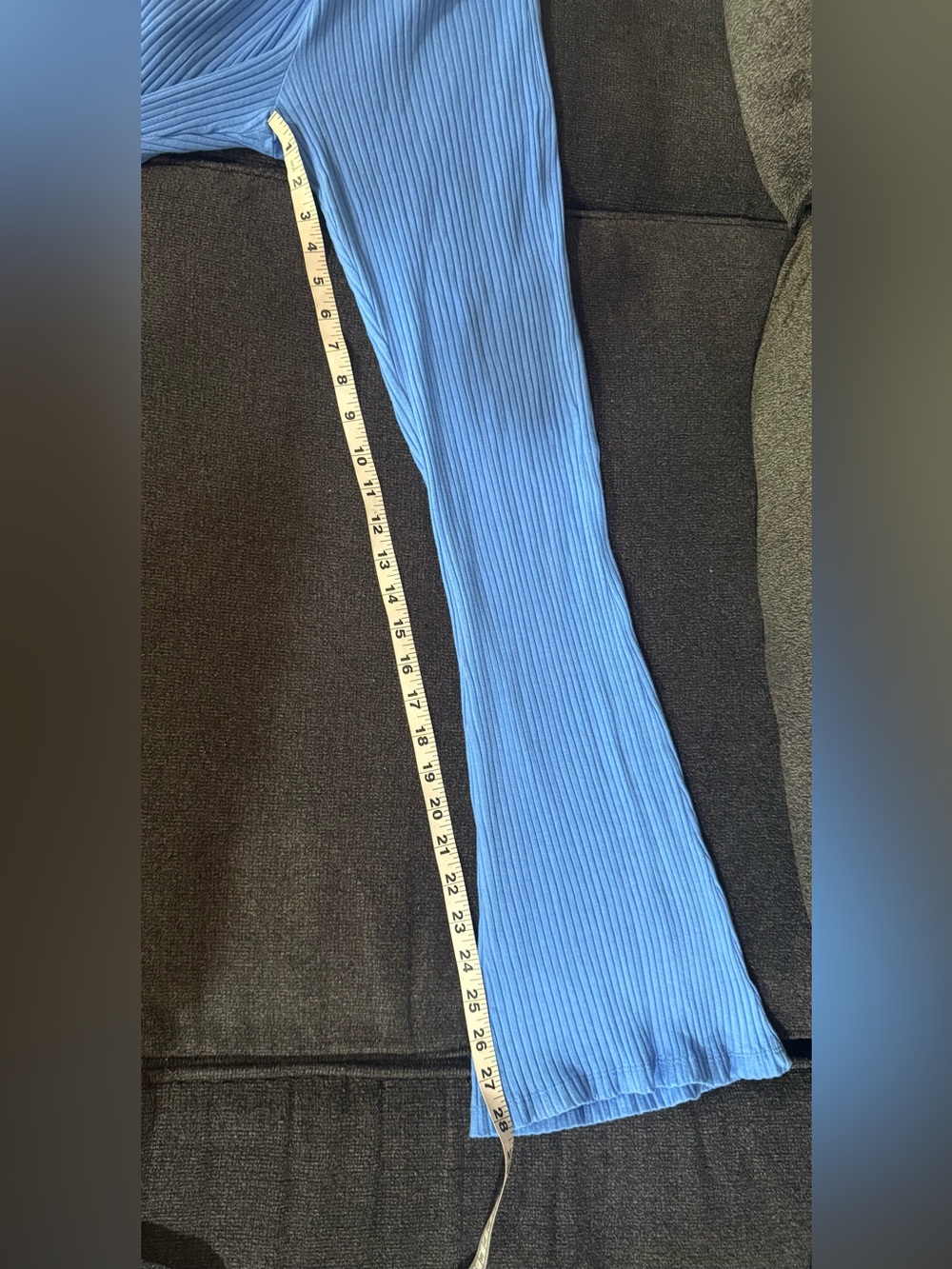 PINK Victoria's Secret Bright Blue Ribbed Flare Leggings with Cream Waistband - Picture 6 of 6